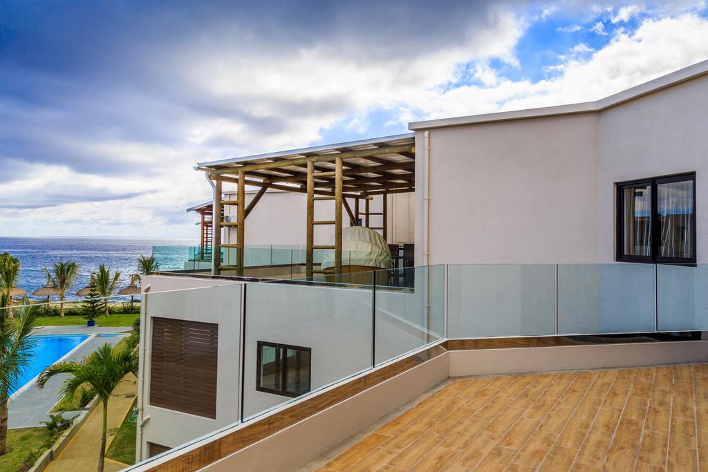 Ocean View Apartment Flic en Flac Exterior photo