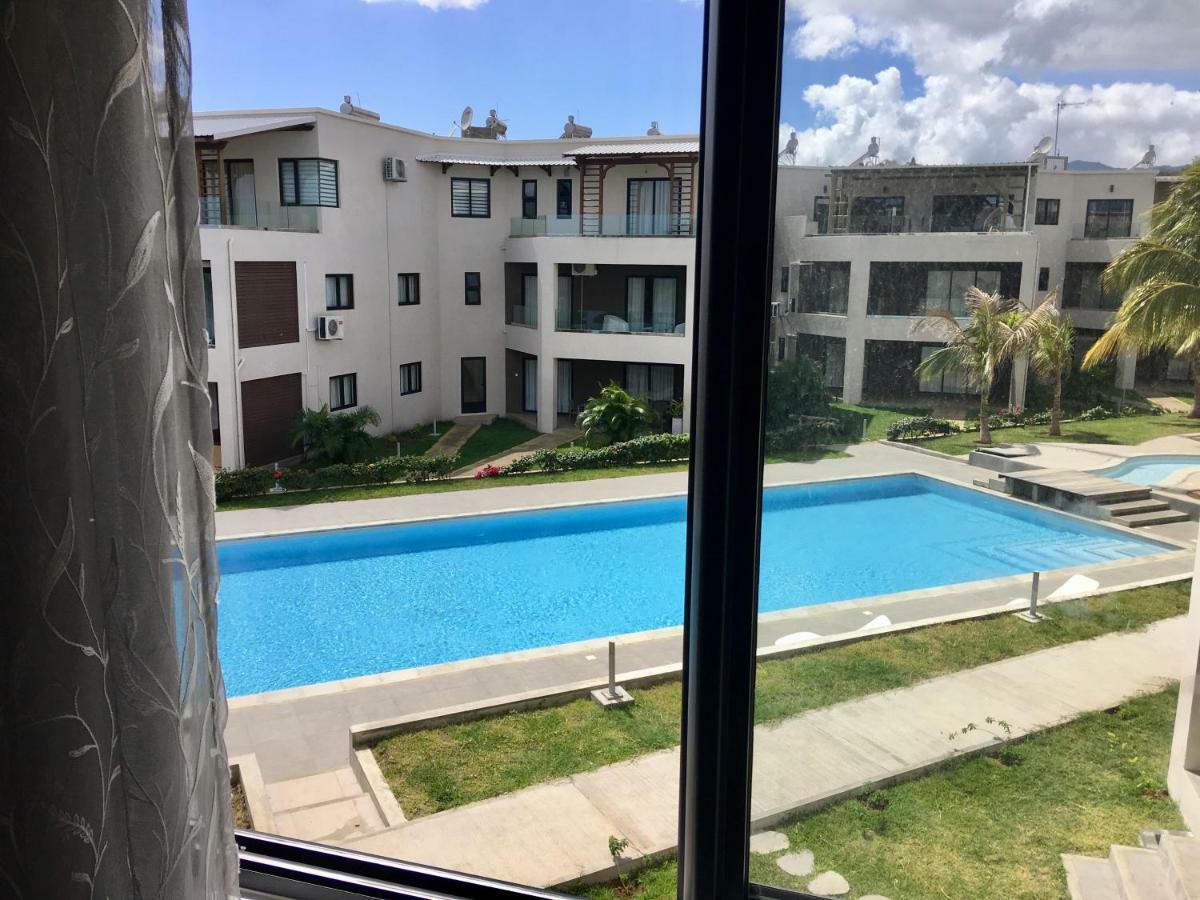 Ocean View Apartment Flic en Flac Exterior photo