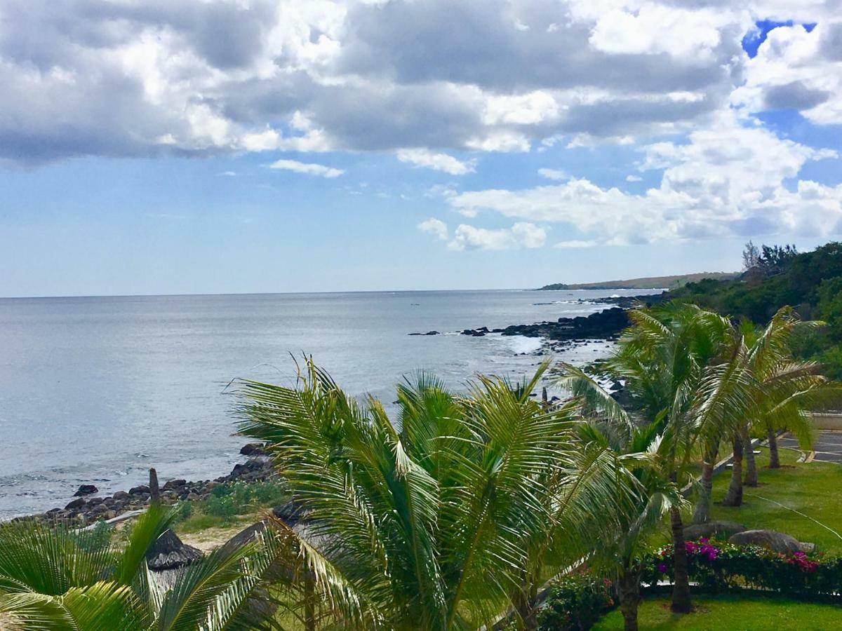 Ocean View Apartment Flic en Flac Exterior photo