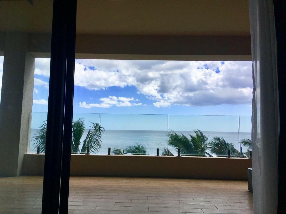 Ocean View Apartment Flic en Flac Exterior photo