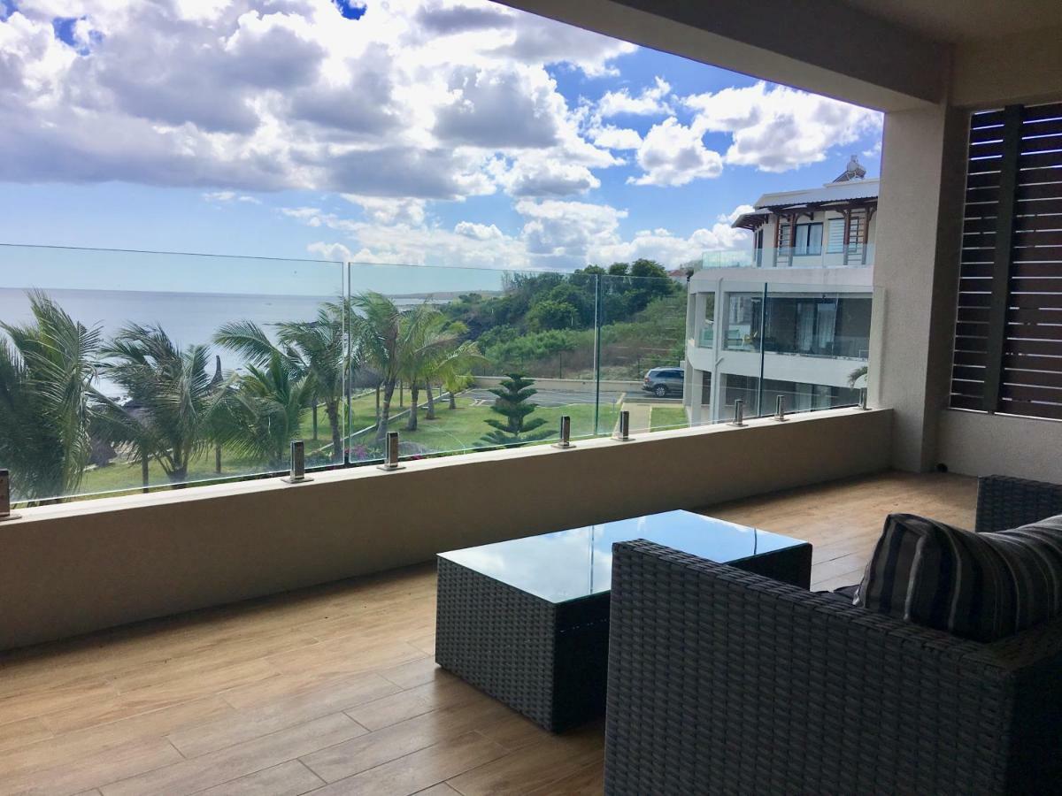 Ocean View Apartment Flic en Flac Exterior photo